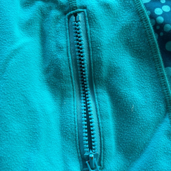 Ivivva zip up jacket, girls size 8 - Picture 3 of 3